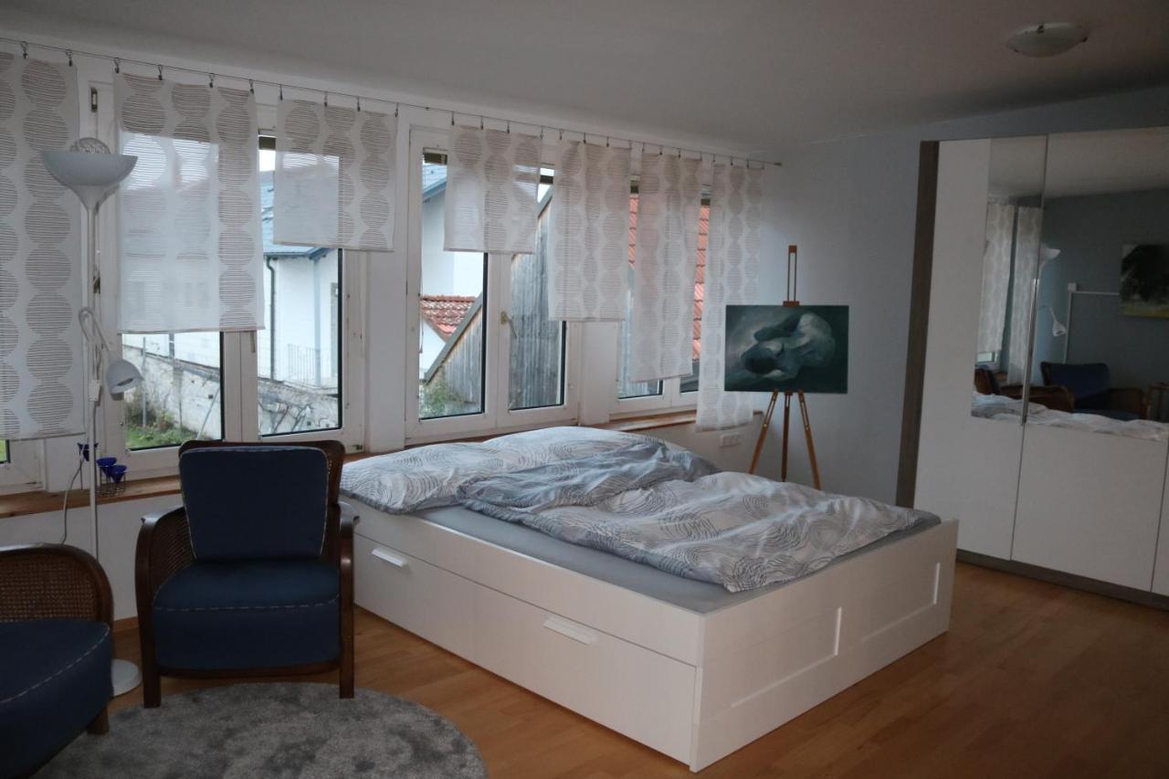 Helle, Offene Dachgeschosswohnung Mit Terrasse Felsőlászló Kültér fotó